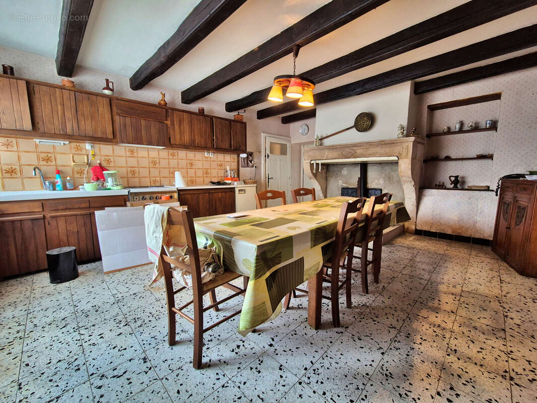Maison à RIGNY-LA-SALLE
