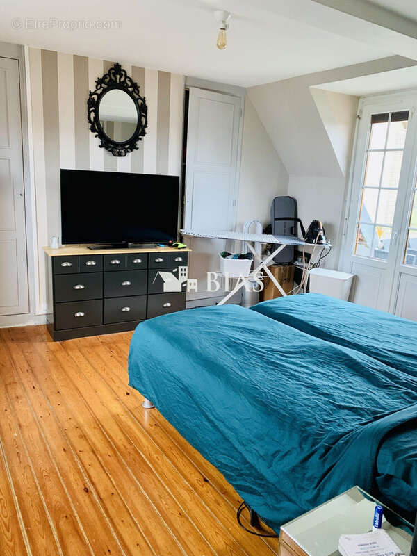 Maison à PONT-L'EVEQUE