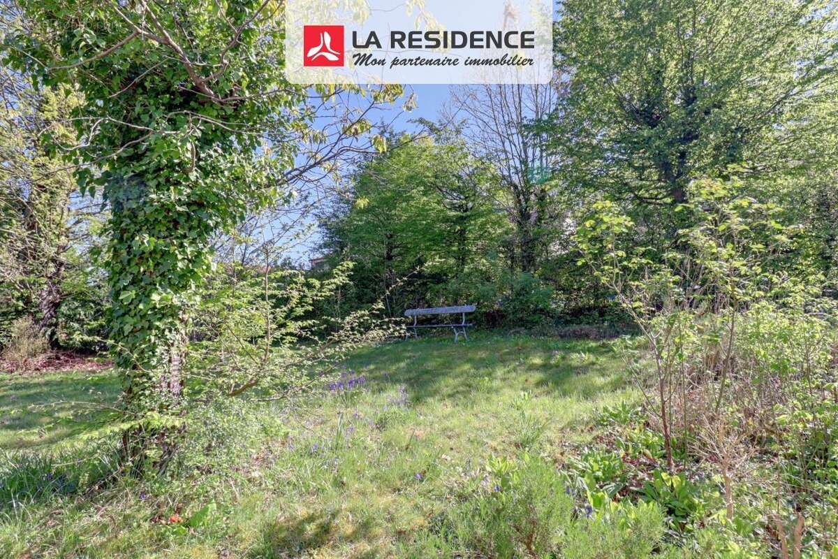 Maison à NEAUPHLE-LE-CHATEAU