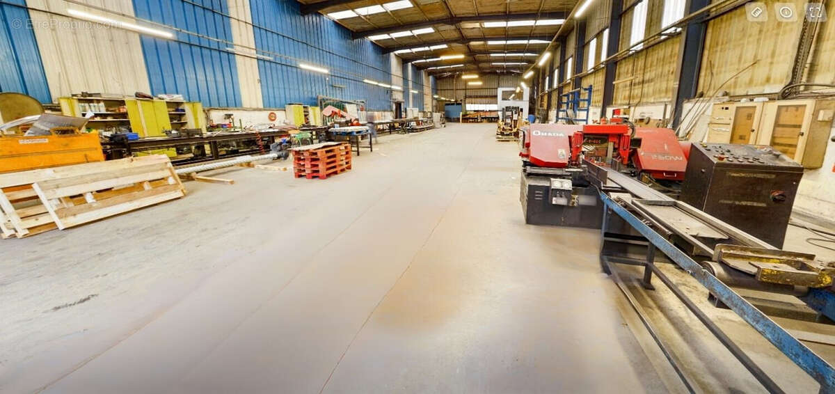 Local de 700 m2