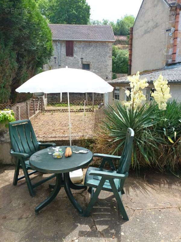Appartement à BOURBON-L'ARCHAMBAULT