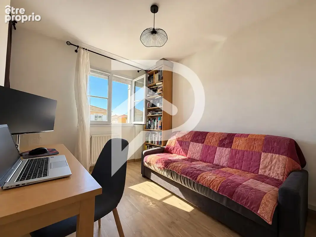 Maison T4 avec jardin et garage - Meyzieu Calabres - photo 11