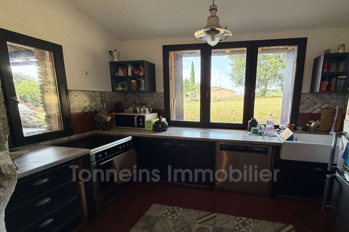 Maison 148 m² à Clairac  - photo 5