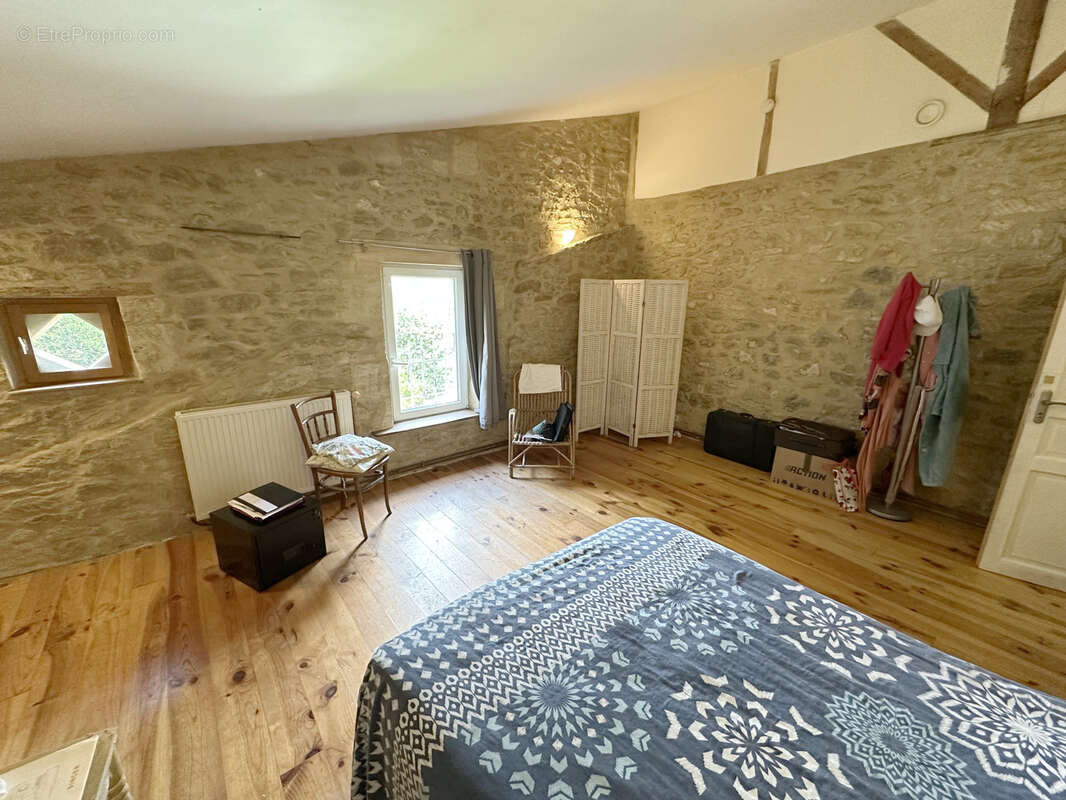 Maison à MONSEGUR