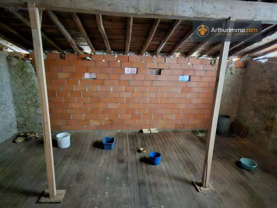 Maison à FOUGAX-ET-BARRINEUF