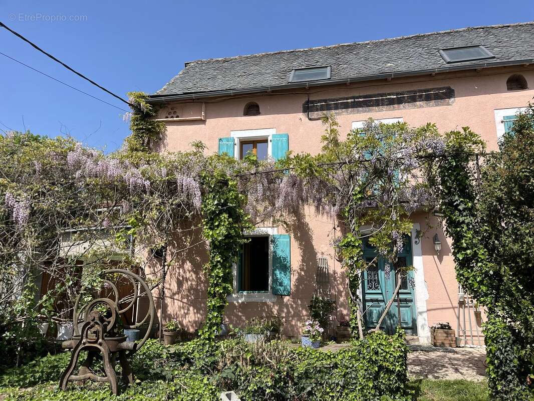 Maison à JOUQUEVIEL