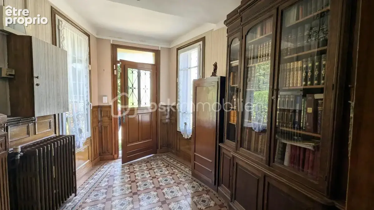 Maison meulière + dépendance - photo 4