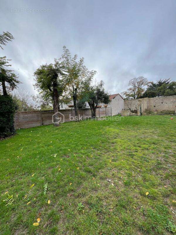 Maison à BEAUVOIR-SUR-NIORT