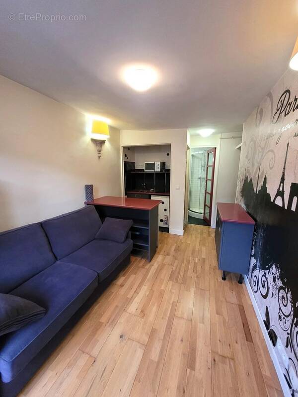 Appartement à PARIS-3E