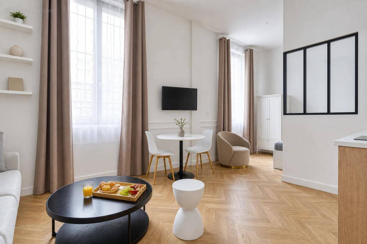 Appartement à NANTERRE