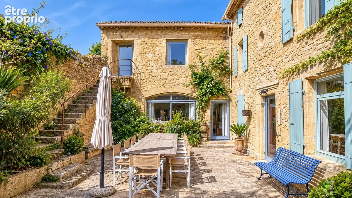Maison à VERS-PONT-DU-GARD