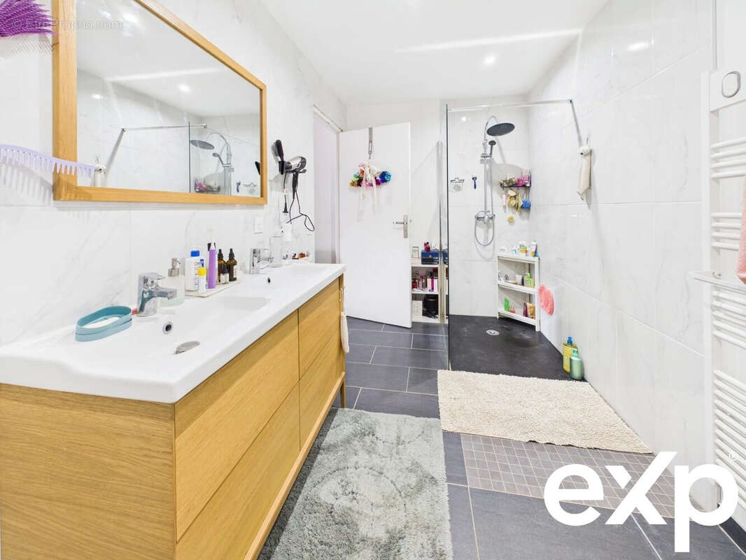 Maison à SAINT-GEORGES-D'ESPERANCHE