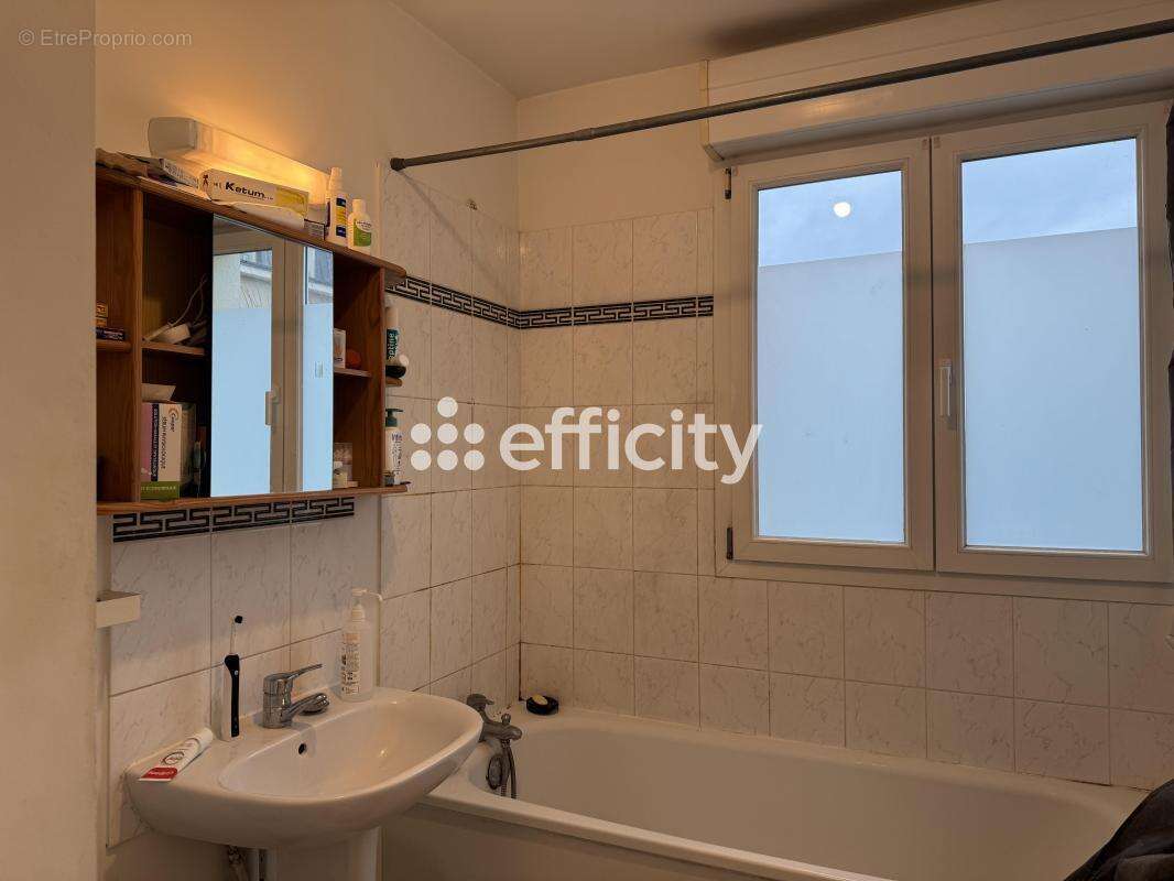 Appartement à CORBEIL-ESSONNES