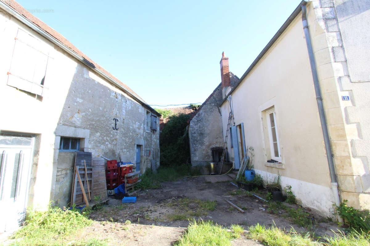 Maison à MESVES-SUR-LOIRE