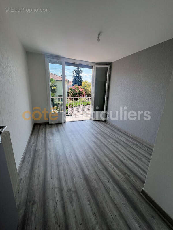 Appartement Tarbes 4 pièce(s) 112 m² - photo 7