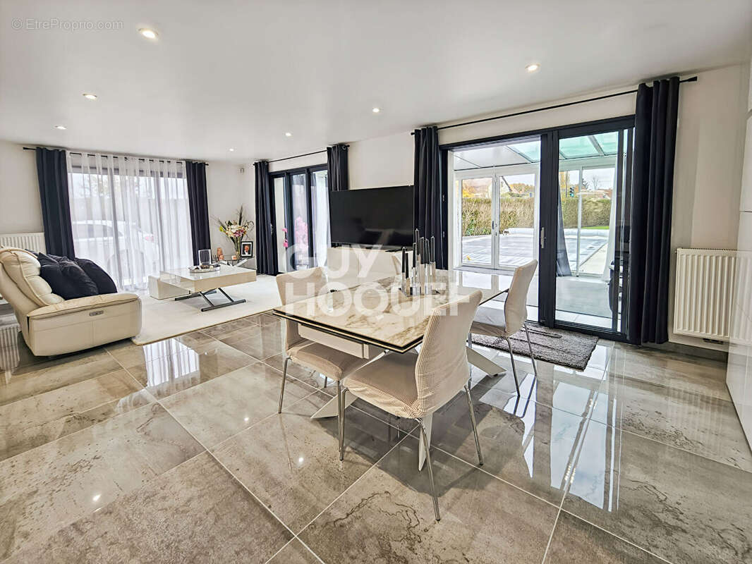 Maison à TOURNAN-EN-BRIE