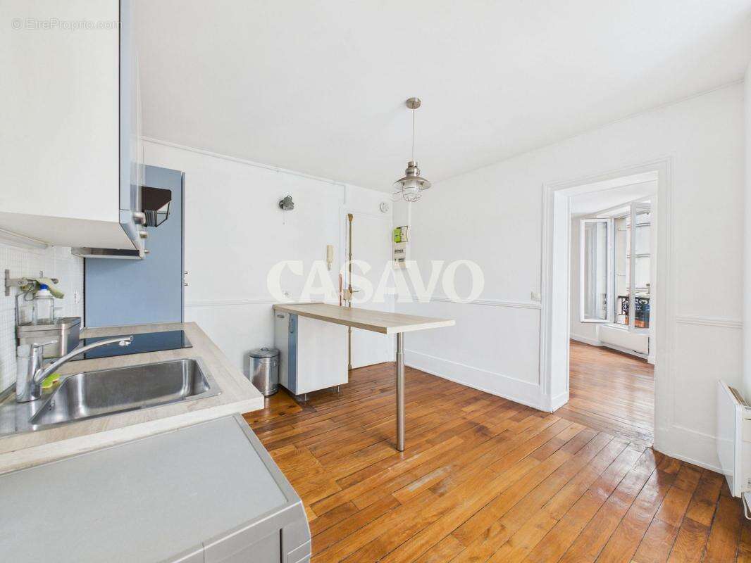 Appartement à CHARENTON-LE-PONT