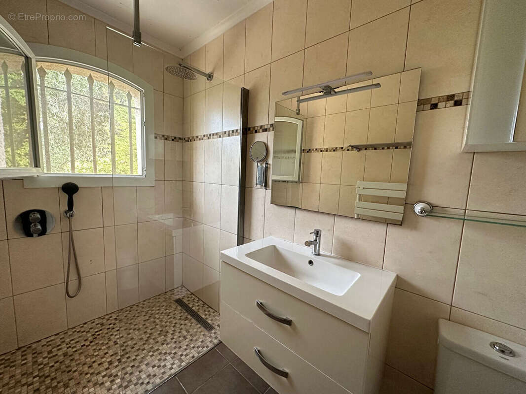 Appartement à LA COLLE-SUR-LOUP