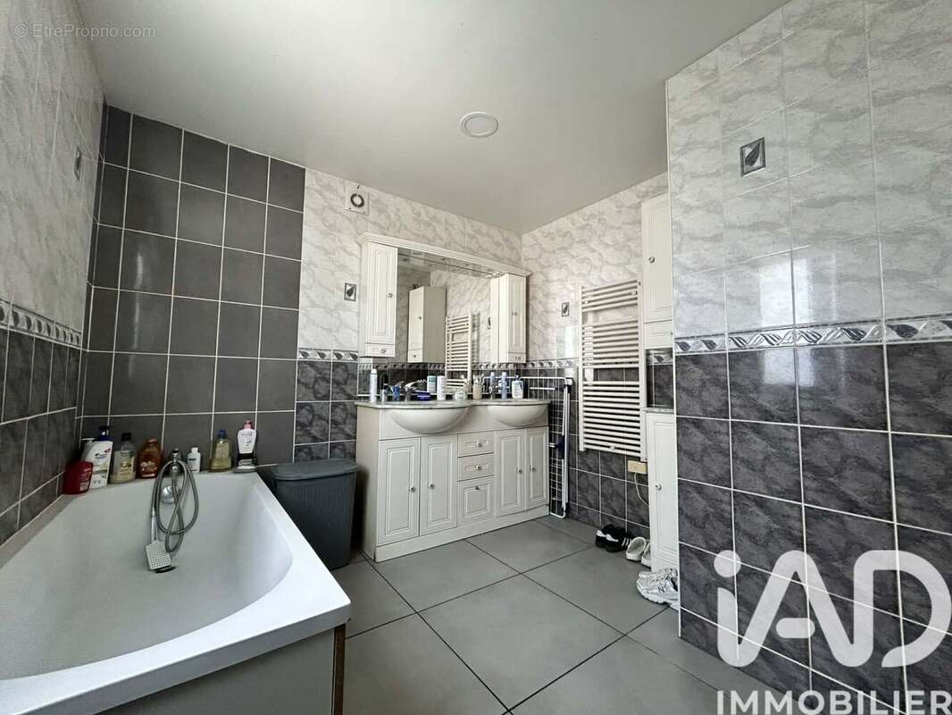 Photo 4 - Maison à SAINT-MAURICE-D'ETELAN