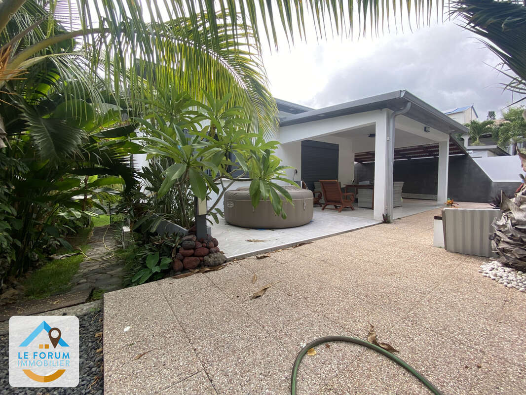 Maison à SAINT-JOSEPH