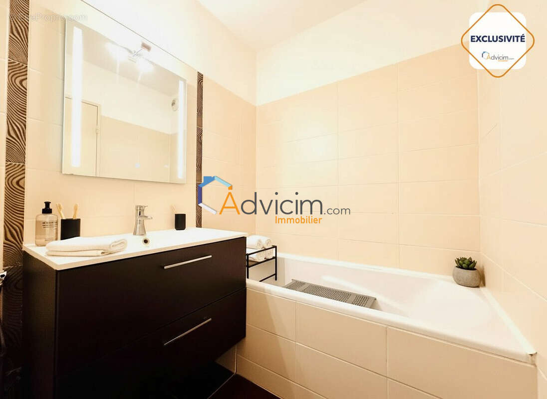 Appartement à SAINT-JEAN-DE-BRAYE