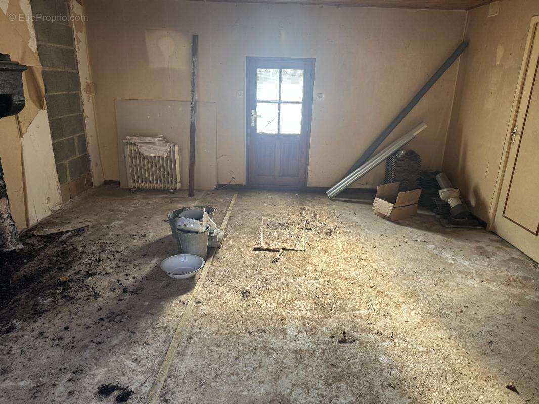 Maison 120 m² à Saint-Hilaire-Sur-Benaize  - photo 6