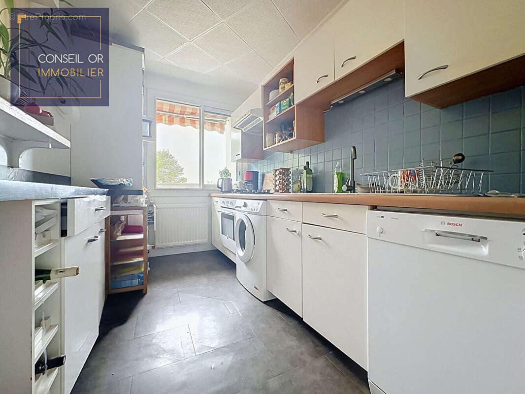Appartement Oullins Pierre Benite 4 pièce(s) 83 m2 - photo 6