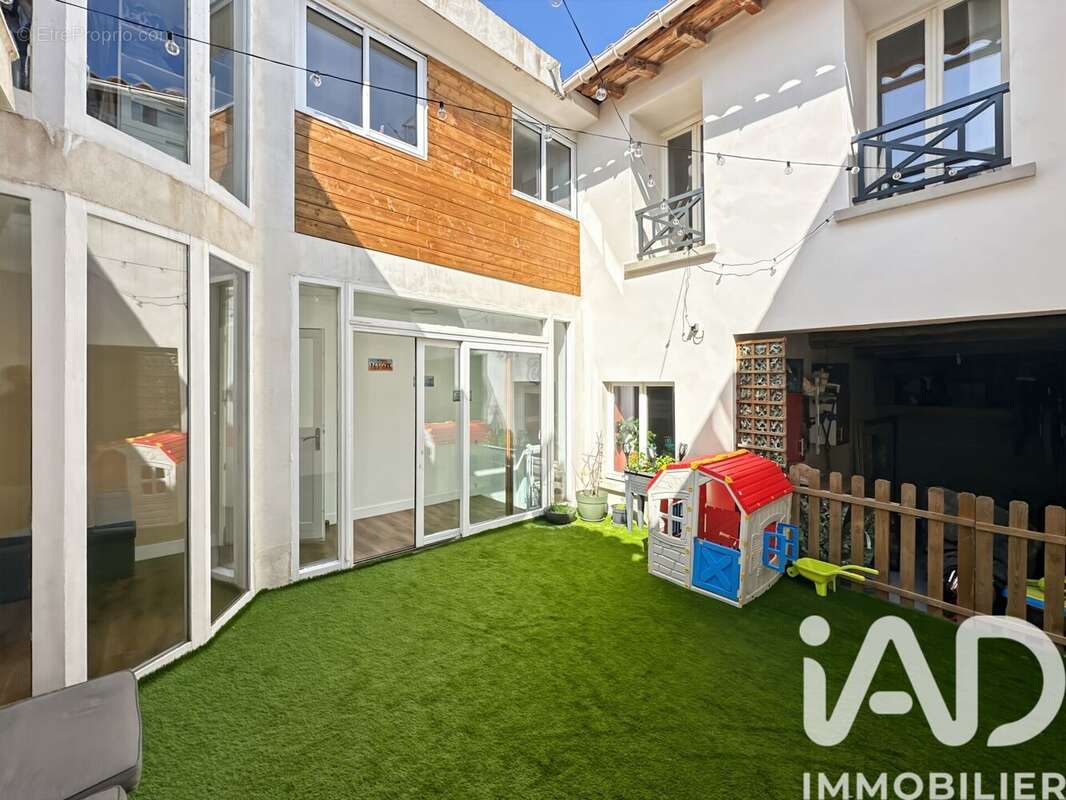 Photo 2 - Maison à MILHAUD