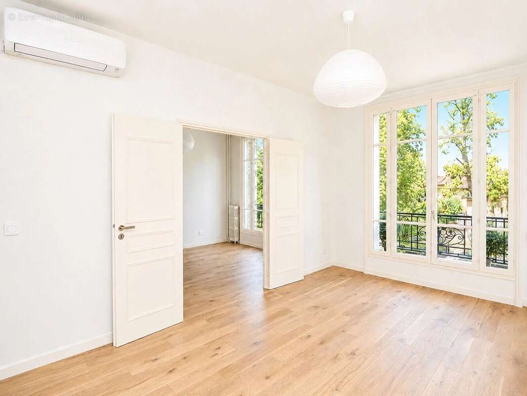 Appartement à LE VESINET