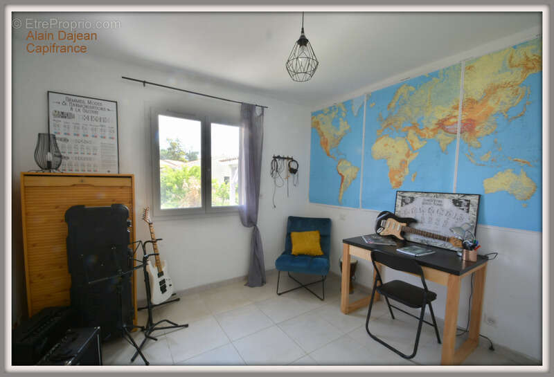 A vendre Maison Contemporaine  6 pièces MONBAHUS (47)-131 M2 -Terrain arboré 2000 M2 - photo 10