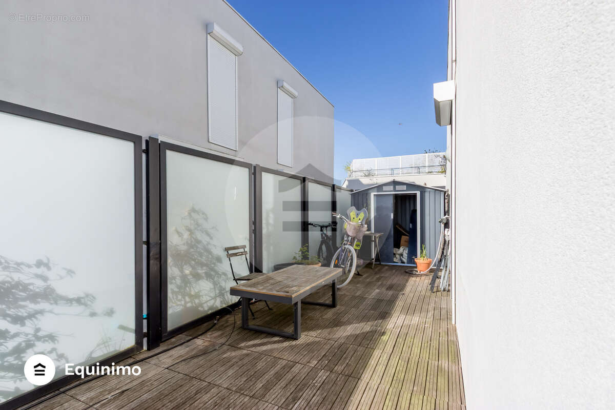 Duplex de 84 m2 avec terrasse de 40m2 en dernier étage à Boulogne-Billancourt Immeuble 2011 métro Billancourt - photo 7