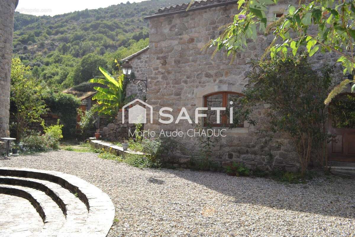 Photo 3 - Autre à LES VANS