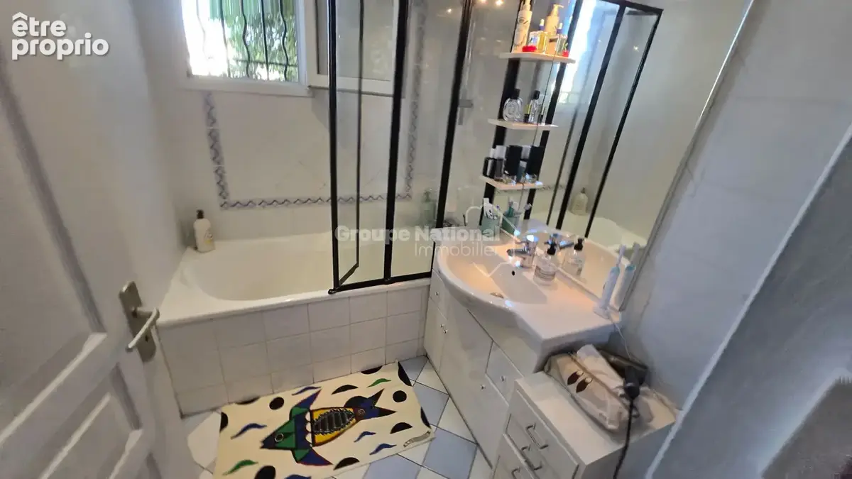Maison Lunel 5 chambres, piscine, 140 m2 sur 756m2 - photo 8
