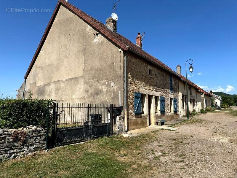 Maison à POUILLY-EN-AUXOIS
