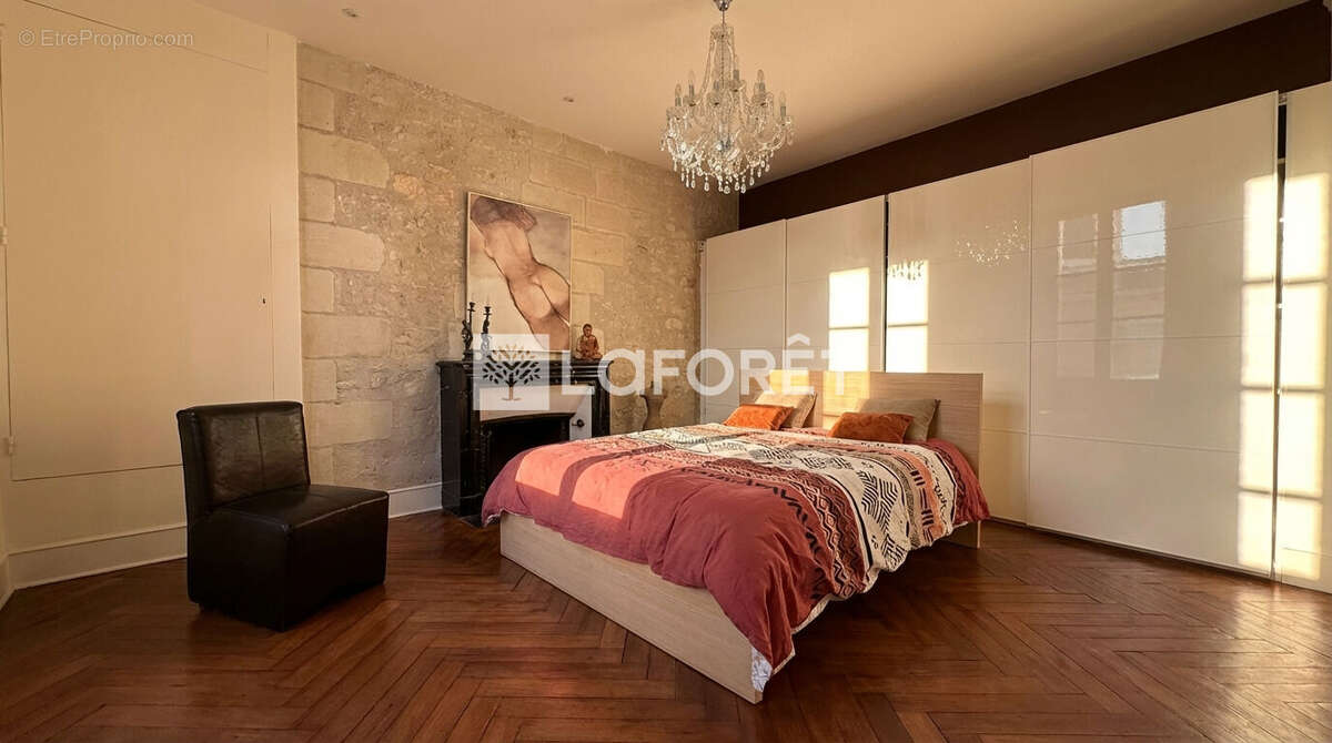 Maison Tours 7 pièce(s) 214 m2 - photo 9