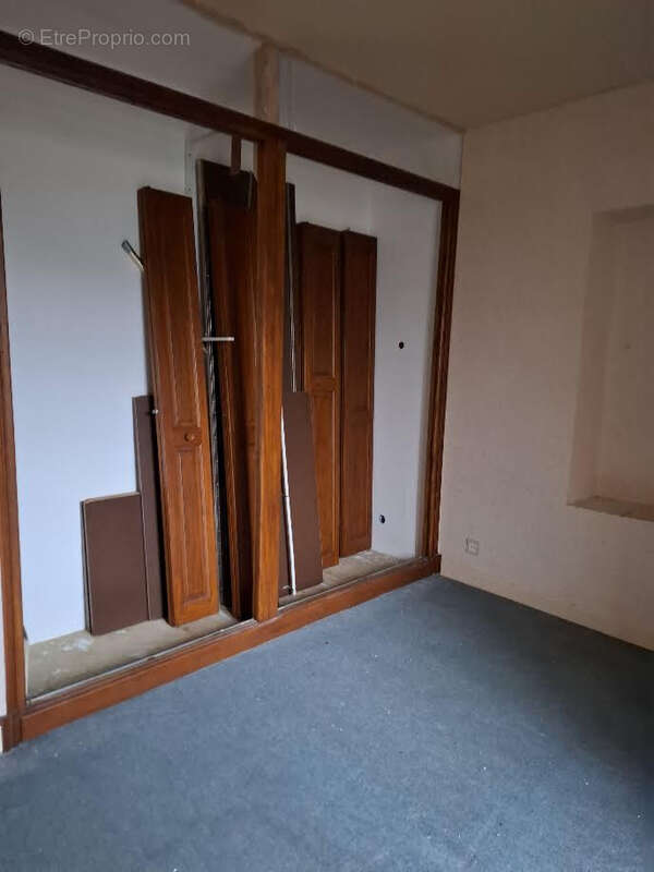 Maison à SAINT-MARTIN-DE-VALAMAS