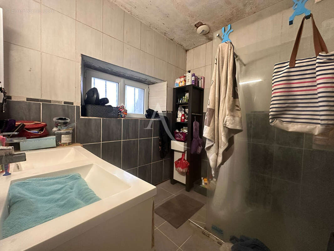 Maison à PRENOUVELLON