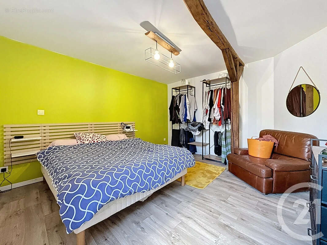 Maison à MAUREGNY-EN-HAYE