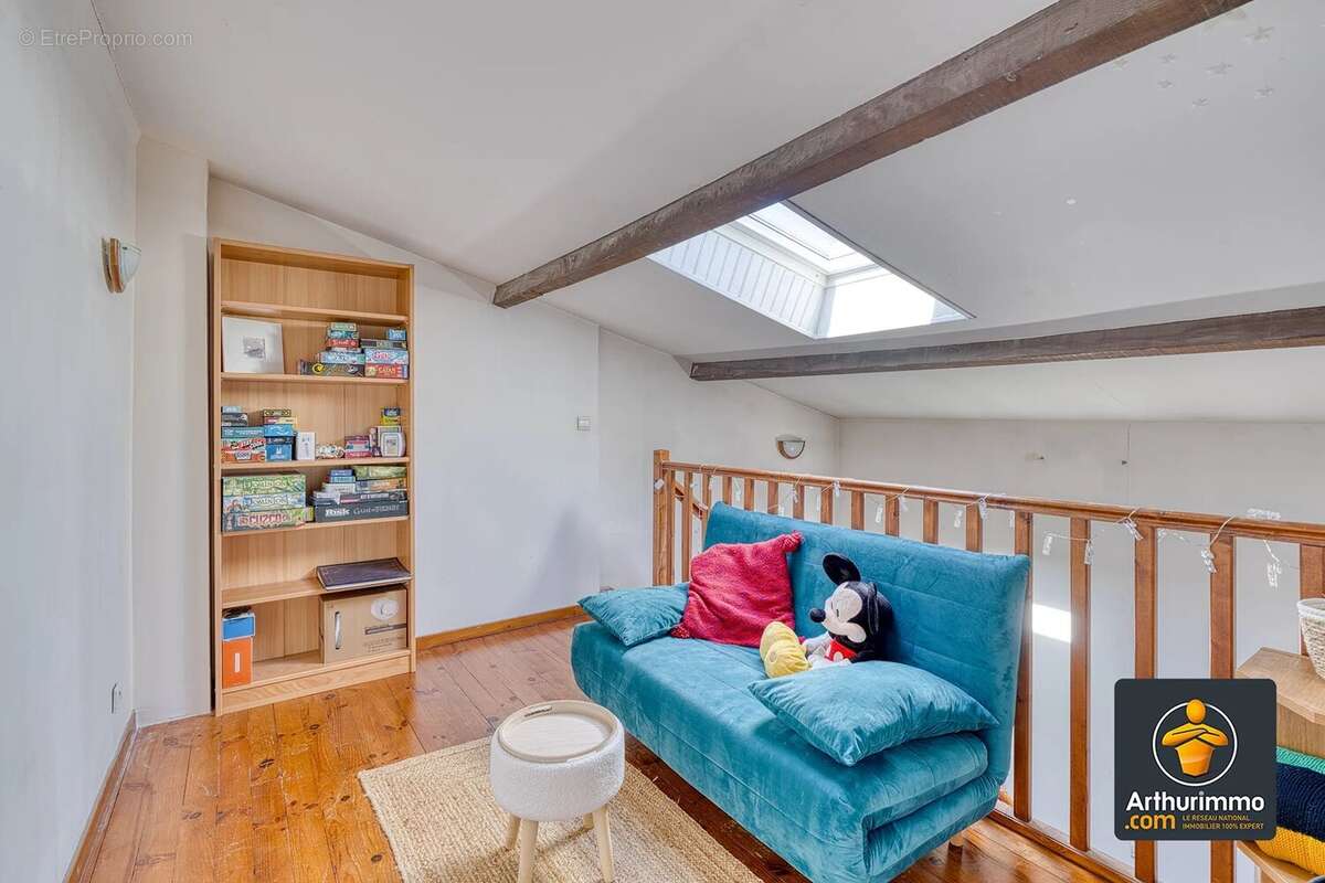 Appartement à VOURLES