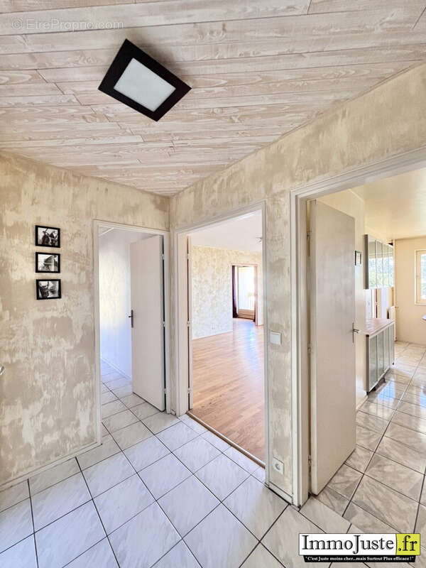 Appartement à ELANCOURT