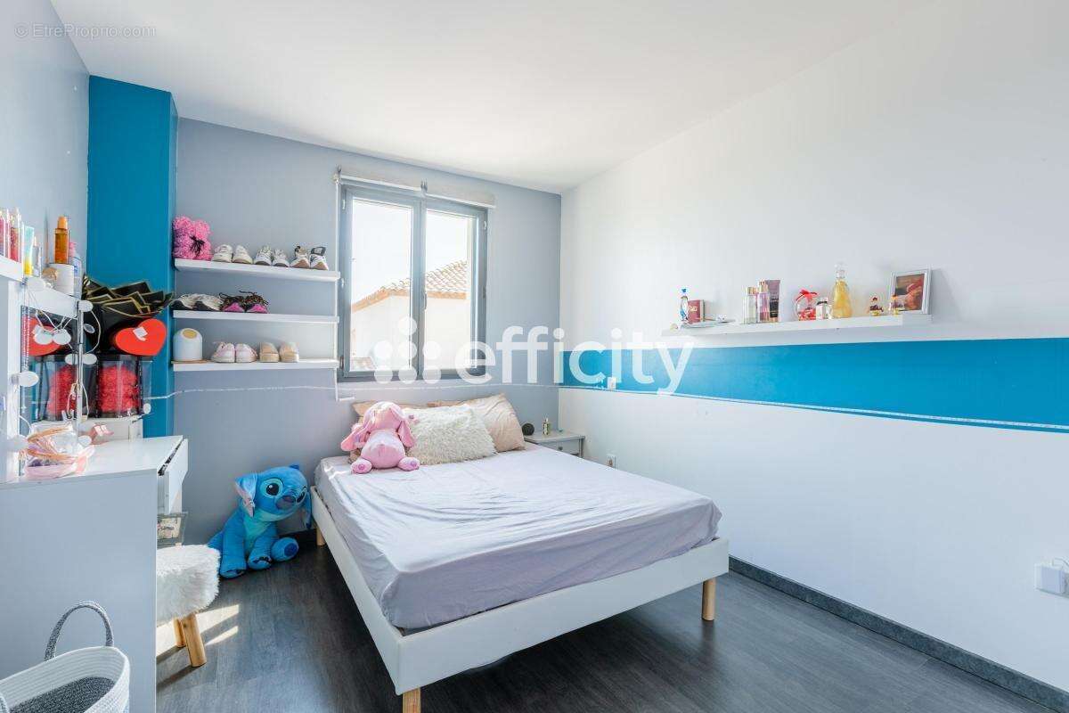 Maison à COURNONSEC