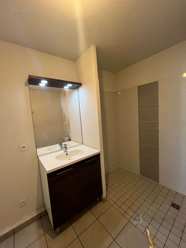 Appartement à VENISSIEUX