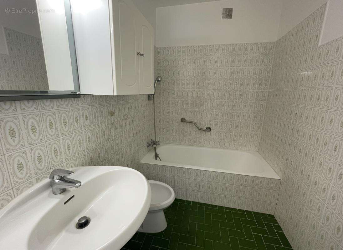 Appartement à FREJUS