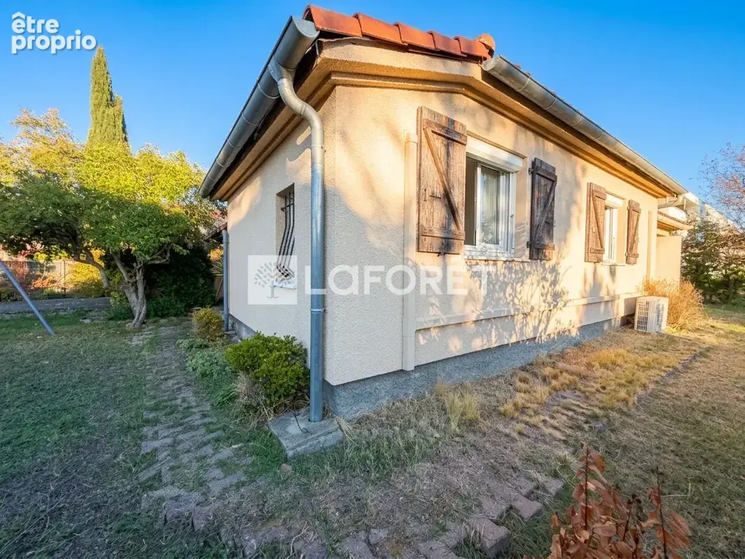 Tournefeuille - Maison T5 de 93 m² avec véranda, garage et jardin - photo 14