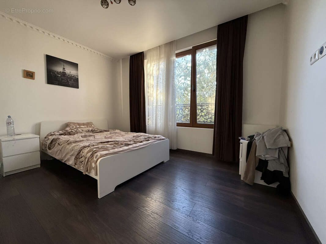 Maison à LE BLANC-MESNIL