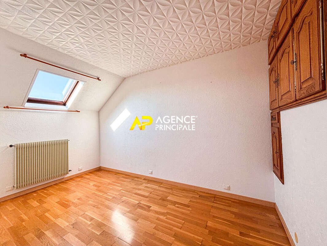 Maison à SARTROUVILLE