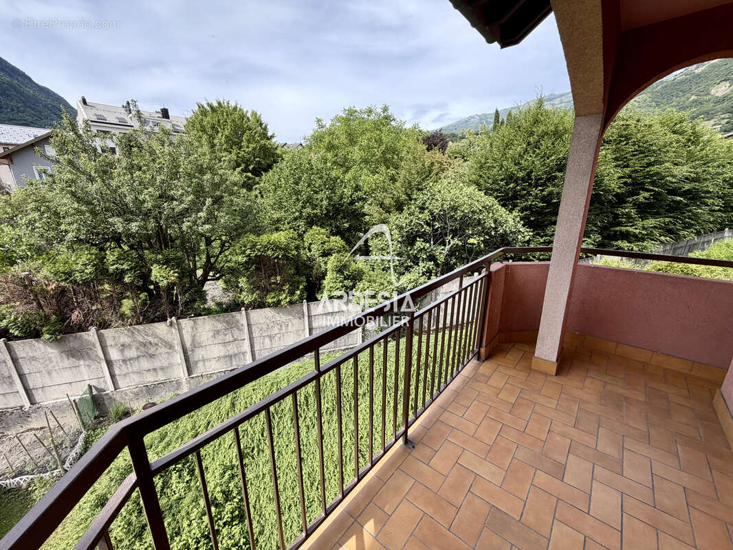 Appartement à SAINT-JEAN-DE-MAURIENNE