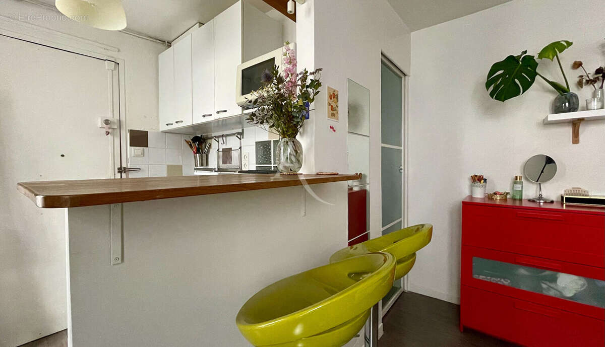 Appartement à PARIS-11E