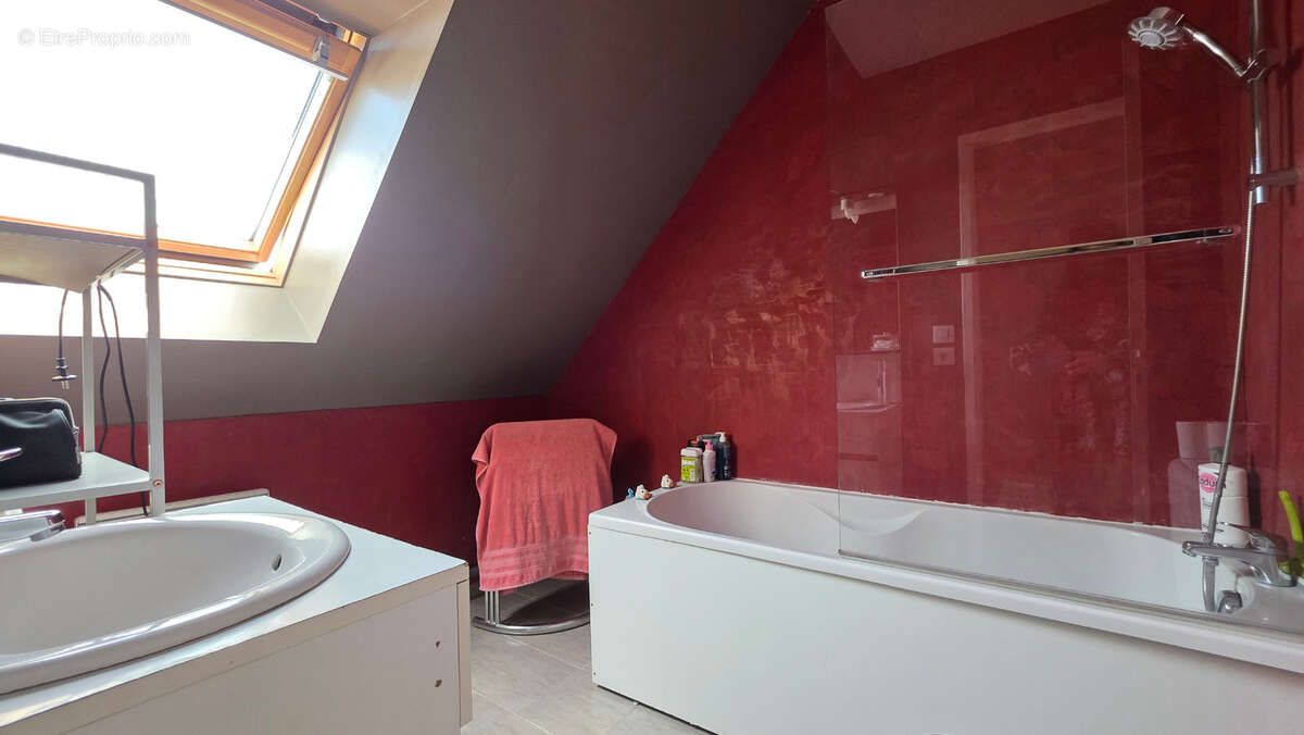 Mison contemporaine de 85 m2 avec 3 chambres, jardin et garage - photo 11