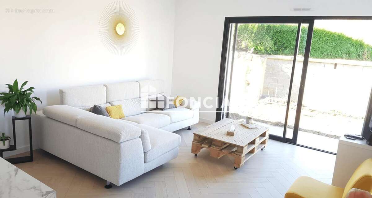 Maison à CHARTRES-DE-BRETAGNE